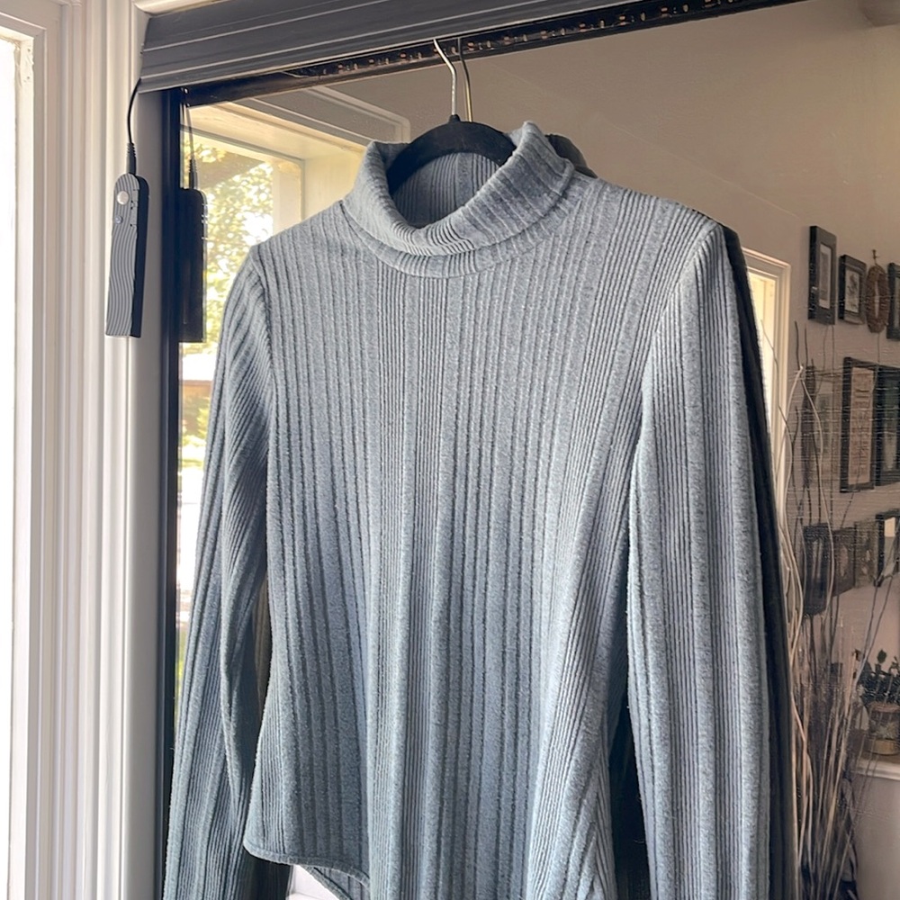 SHEIN Ribbed Bodysuit (L)